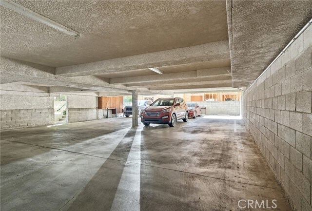 Building Photo - 1605 Winona Blvd