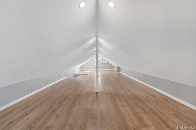 Building Photo - 216 Pugsley Ave