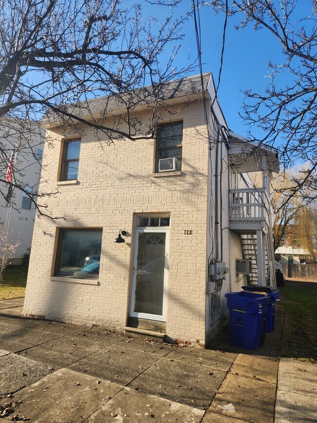 Building Photo - TAIT 112