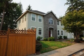 Building Photo - Spectacular NW Portland 4 bedroom with gue...