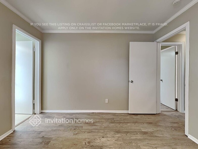 Building Photo - 102 Valley Cir