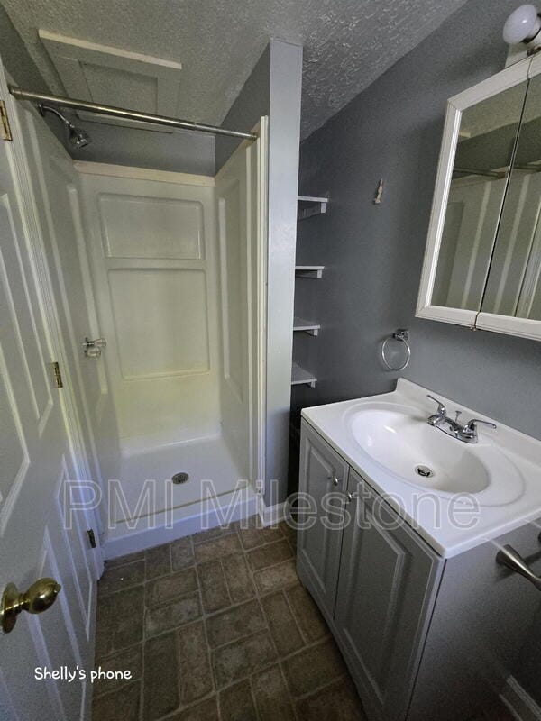 Building Photo - 721 2nd St