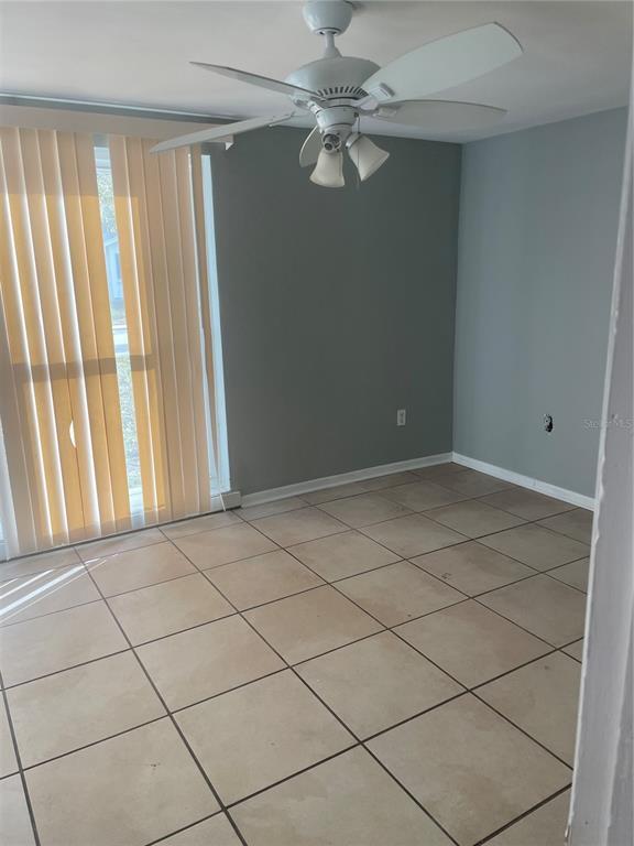 Building Photo - 4037 Claremont Dr