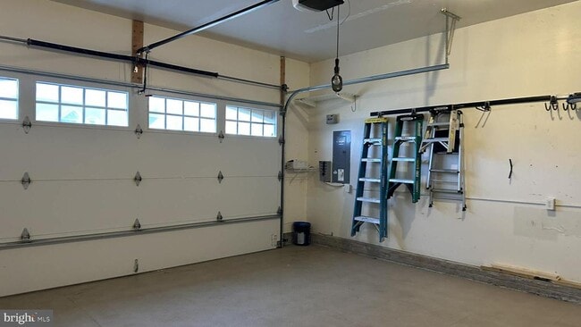 Building Photo - 148 Woodhaven Dr