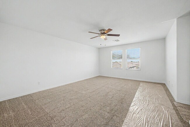 Building Photo - 35450 W Santa Clara Ave