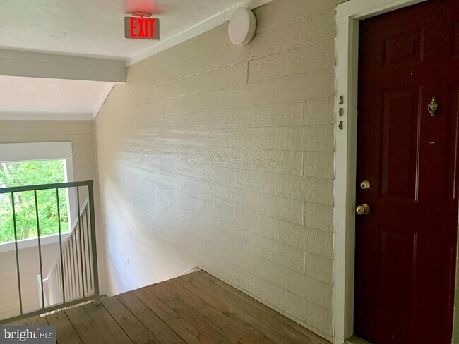 Building Photo - 21033 Timber Ridge Terrace