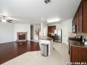 Building Photo - 1203 Ganton Ln