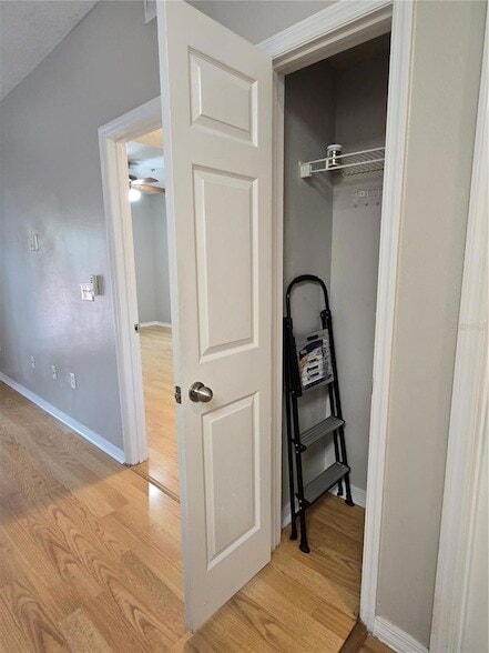 Building Photo - 1910 E Palm Ave