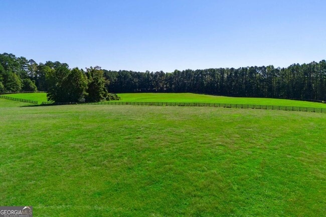 Building Photo - 105 Fuller Dr