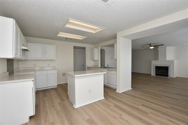Building Photo - 17701 Dansworth Dr