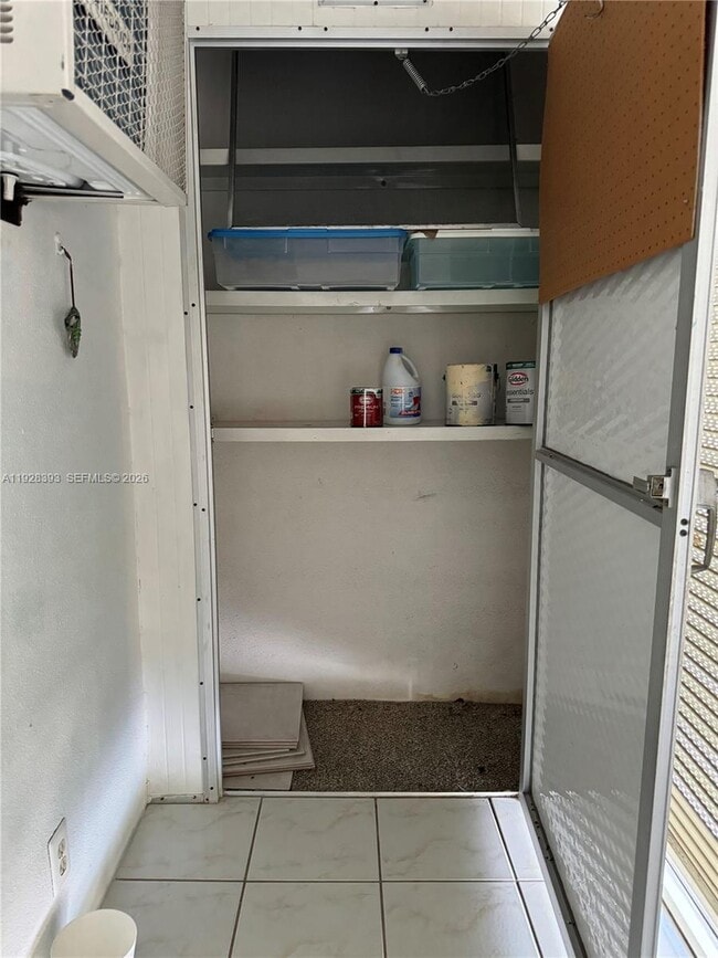 Building Photo - 149 Preston Way