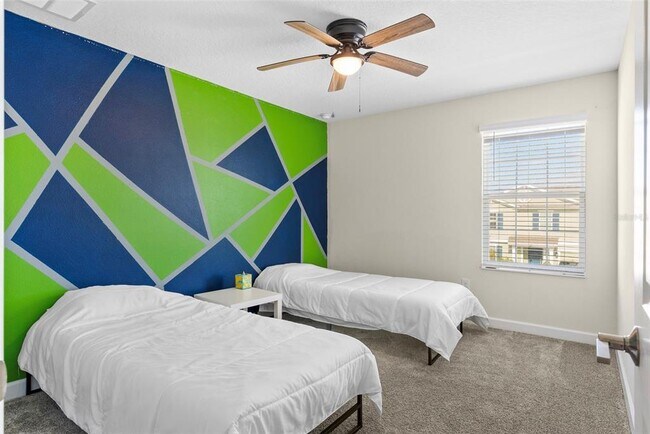 Building Photo - 740 Simone Ct