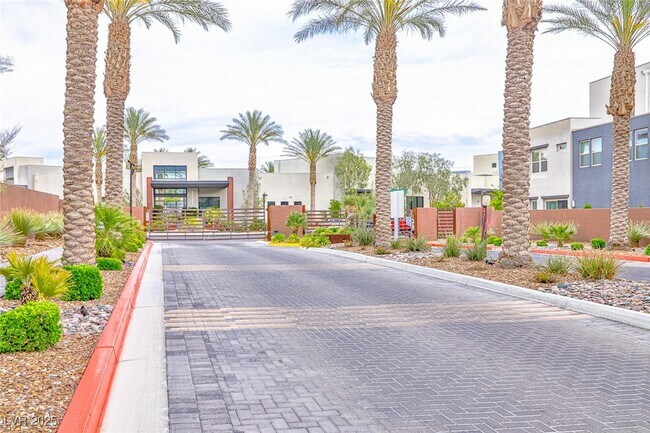 Building Photo - 11290 Hidden Peak Ave