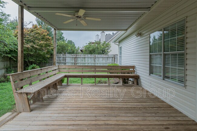 Building Photo - 686 Old Cahaba Dr