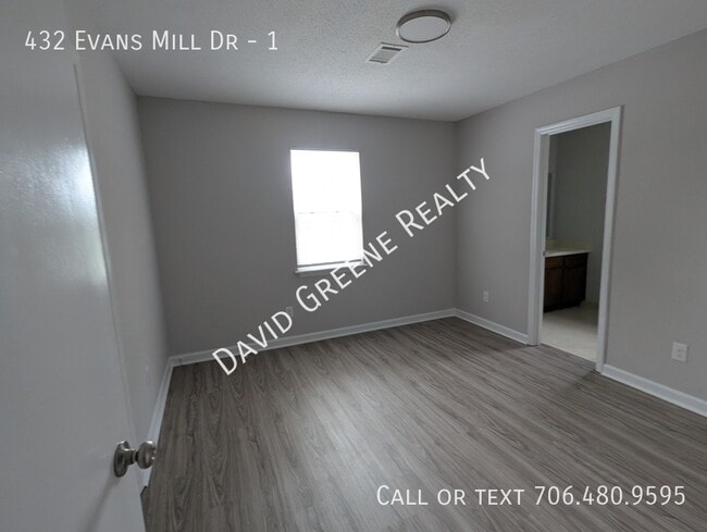 Building Photo - 432 Evans Mill Dr
