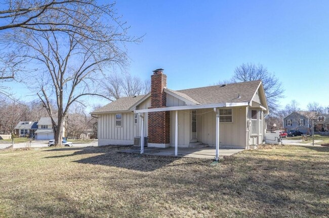 Building Photo - 902 Kingston Ct