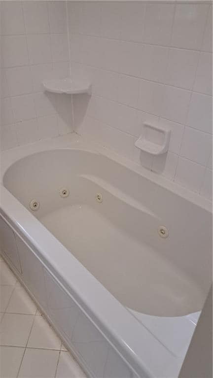 Building Photo - 1176 Converse Dr NE