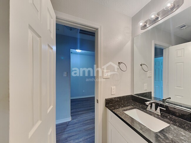 Building Photo - 2616 Cobia Ct