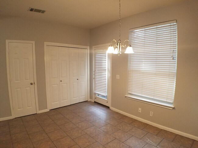 Building Photo - 2502ALLRED