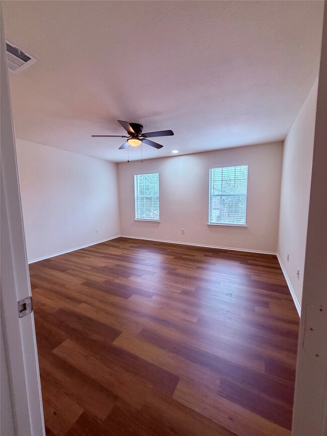 Building Photo - 22807 Red Leo Ln