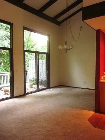 Building Photo - 15845 27th Ave N