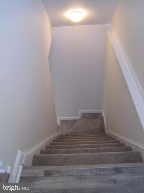 Building Photo - 7300 Willow Glen Way