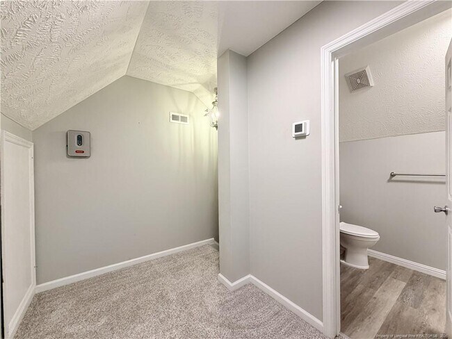 Building Photo - 3083 Carolina Way