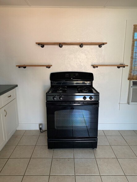 Building Photo - 4705 Avenue P 1/2