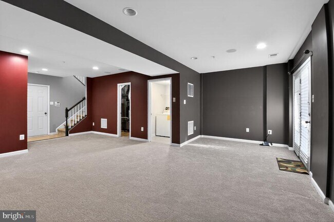 Building Photo - 2102 Congresbury Pl