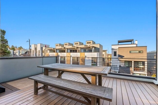 Building Photo - Stunning Air Conditioned Alki Condo Overlooking Majestic Puget Sound!