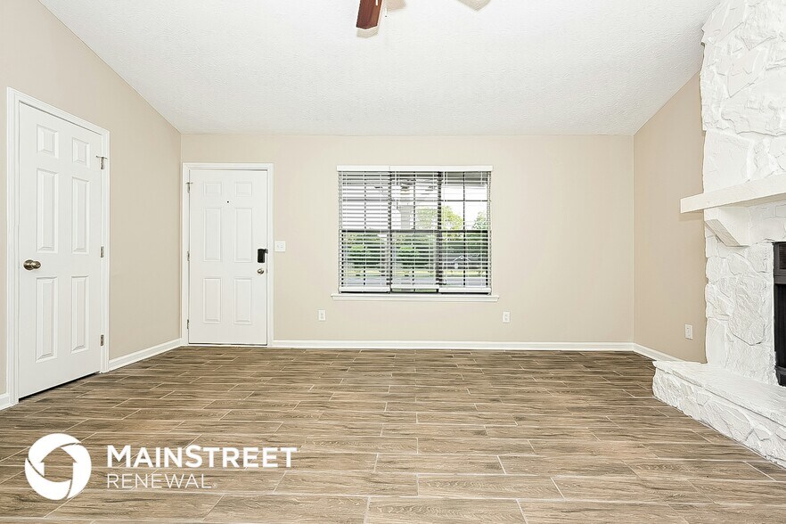 Building Photo - 5704 Phillips Dr