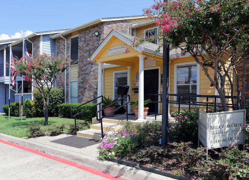 Bella Vista Creek Apartments - Dallas, TX | Apartment Finder