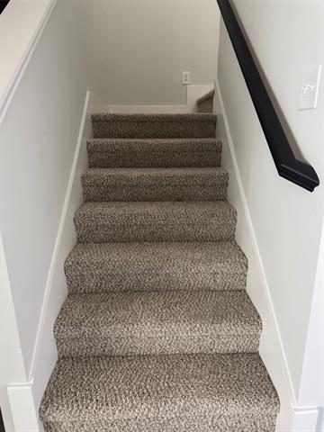 Building Photo - 216 Arbor Ct