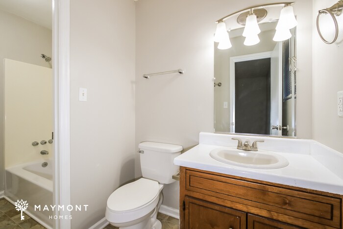 Building Photo - 3564 Kindling Dr