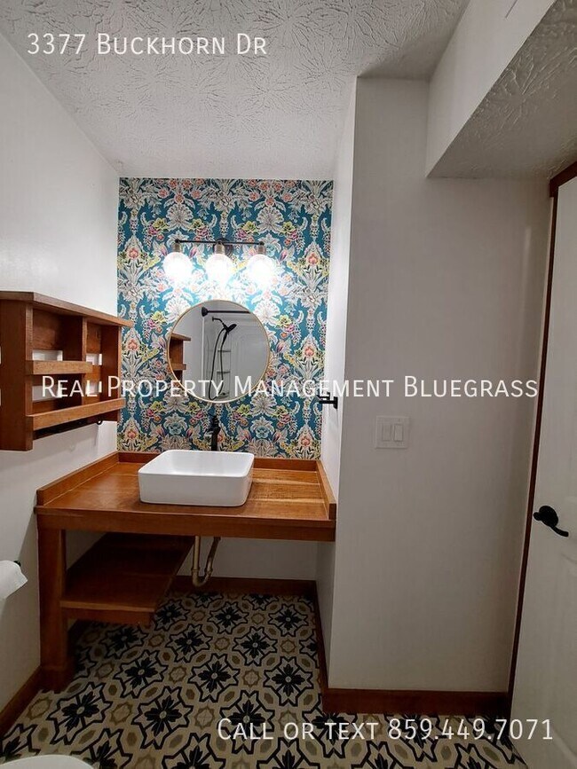 Building Photo - 3377 Buckhorn Dr