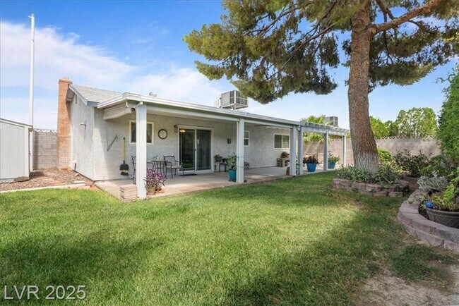 Building Photo - 6413 W Roy Rogers Dr