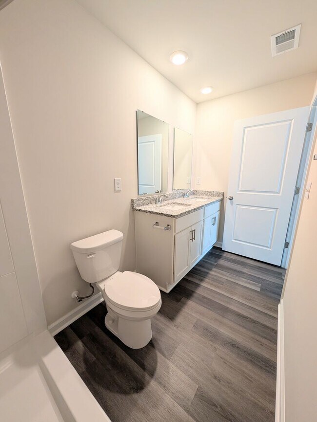 Building Photo - Brand-New 3BR Townhome in Conway – Long Term Rental, South Carolina