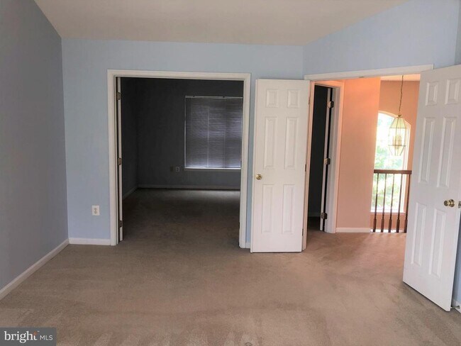 Building Photo - 46902 Wesleyan Ct