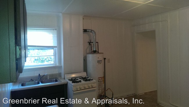 Building Photo - 1320 Maltby Ave