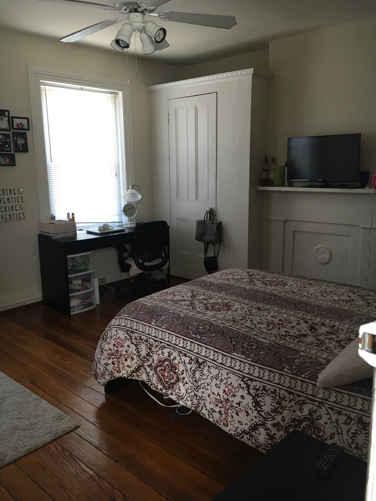 Building Photo - 123 S Cherry St