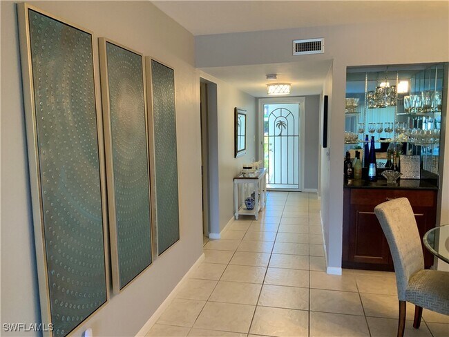 Building Photo - 5530 Rattlesnake Hammock Rd