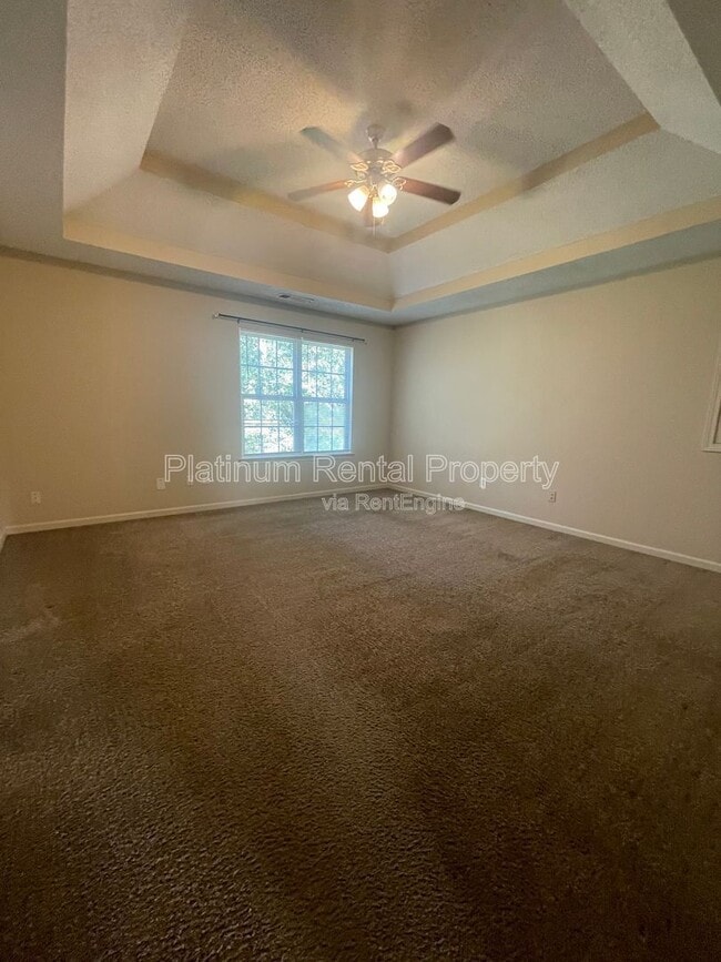 Building Photo - 1740 Spring Hill Cove