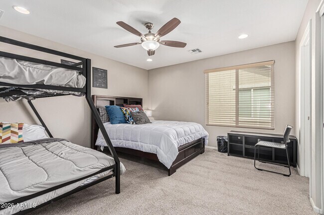 Building Photo - 7657 S Debra Dr