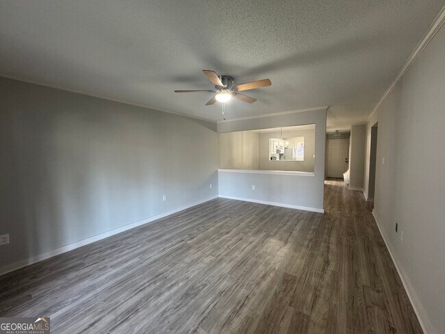 Building Photo - 2505 W Broad St