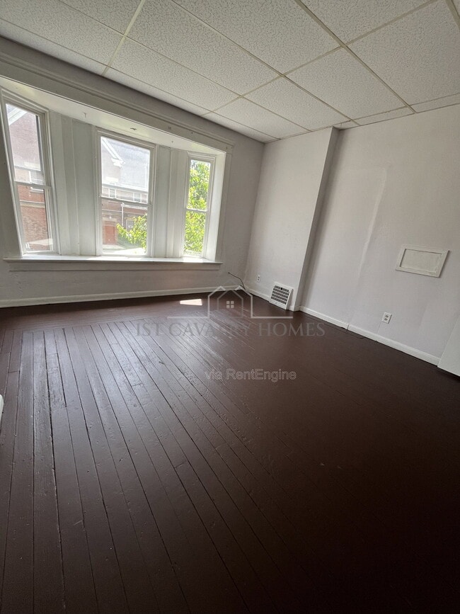 Building Photo - 53 S Balch St