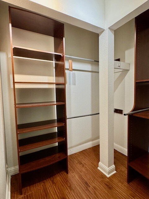 Building Photo - 730 San Andreas Ct