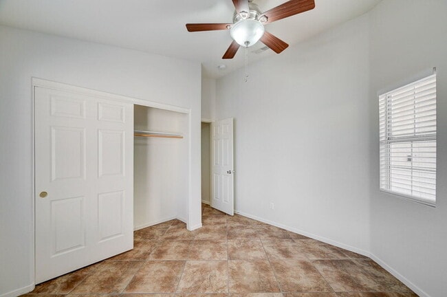 Building Photo - 1813 Lyell Canyon Ln