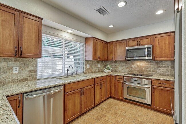 Building Photo - 2351 W Settler's Way