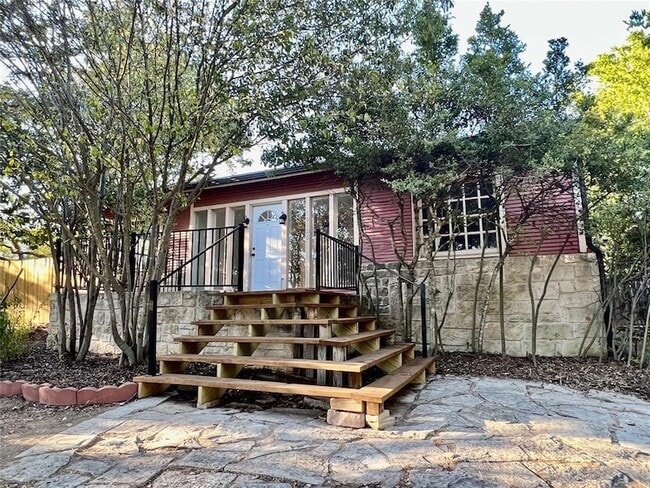 Building Photo - 15106 Mettle Dr