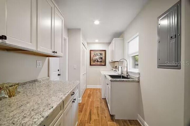 Building Photo - 33736 E Lake Joanna Dr